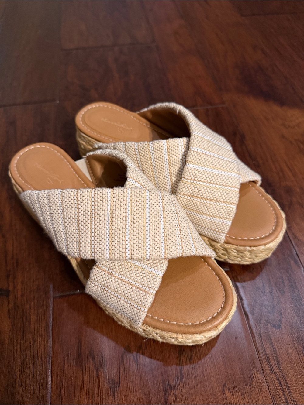Universal Thread Beige Crisscross Espadrille Slide Sandals - Women